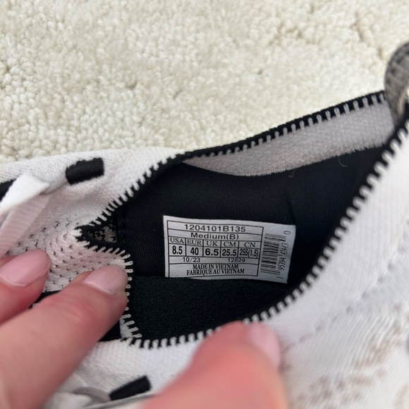 Brooks Glycerin Running Shoes - Picture 4 of 6